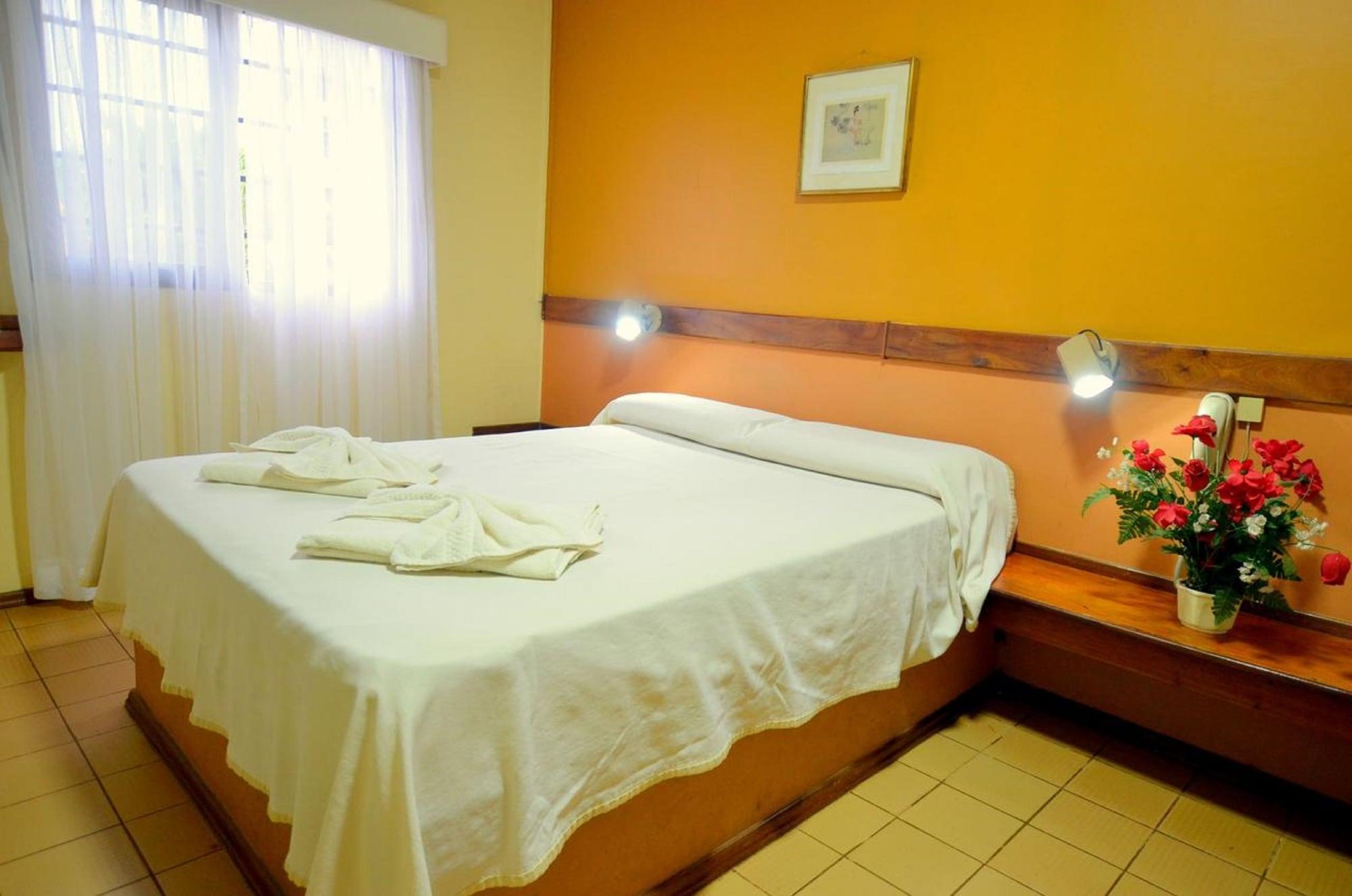 Hosteria Casa Blanca Iguazu Puerto Iguazú Extérieur photo