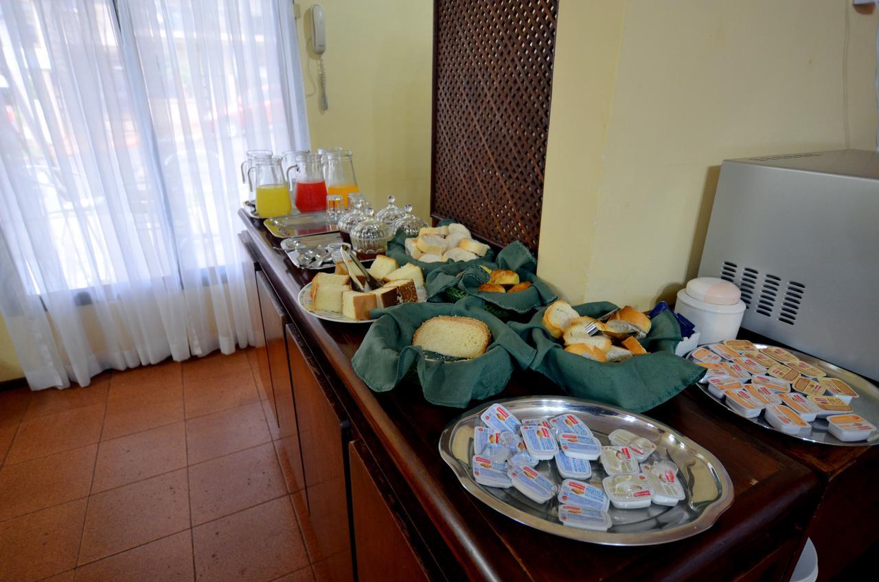 Hosteria Casa Blanca Iguazu Puerto Iguazú Extérieur photo